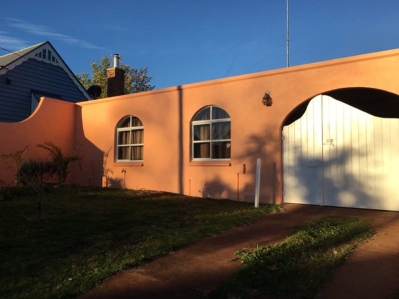 10 Sir Street, North Toowoomba QLD 4350