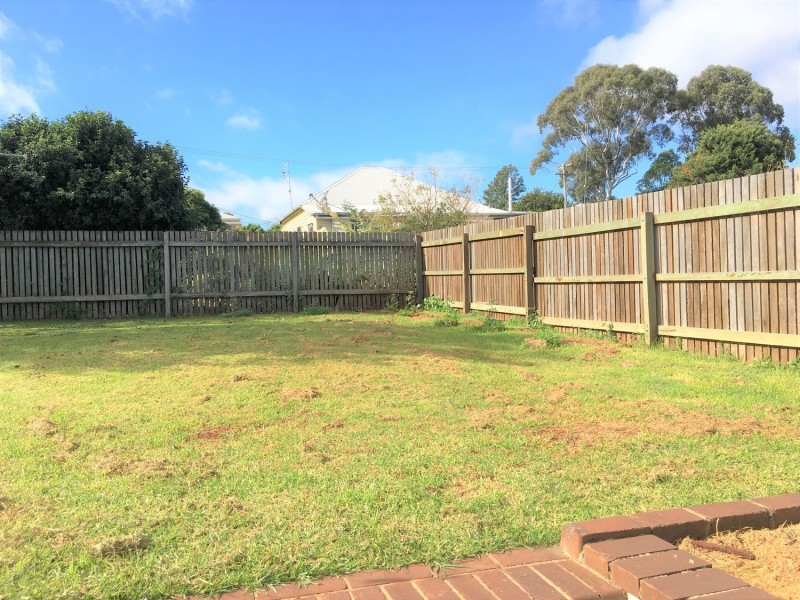 10 Sir Street, North Toowoomba QLD 4350