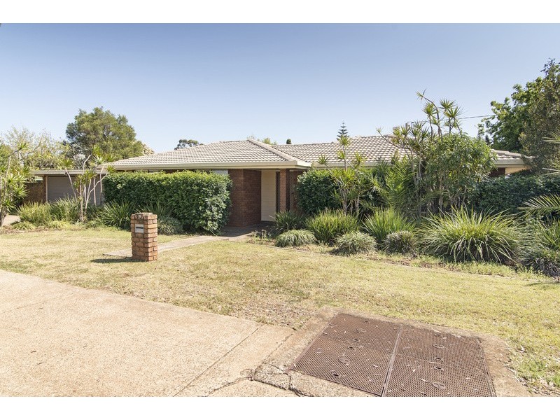 39 Hursley Road, Newtown QLD 4350