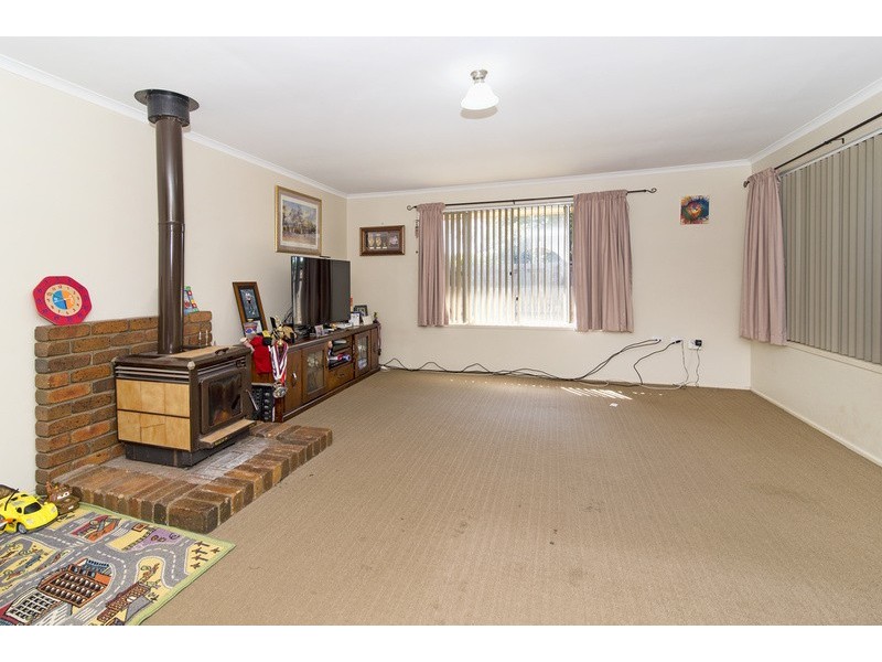 39 Hursley Road, Newtown QLD 4350