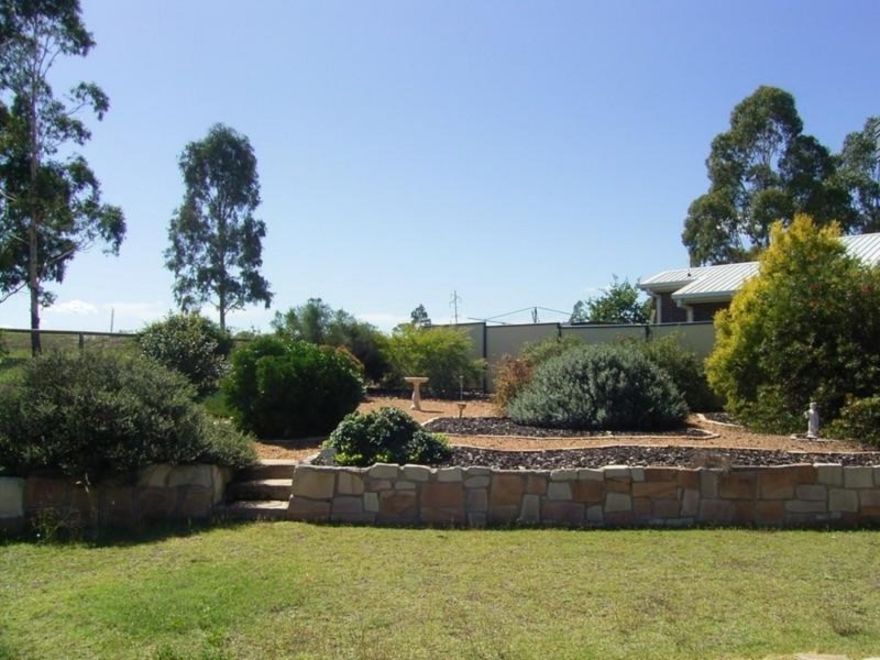 14 Russell Court, Wyreema QLD 4352