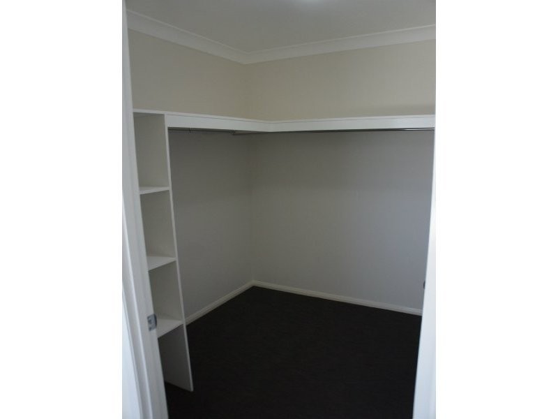 14 Sportsman Drive, Highfields QLD 4352