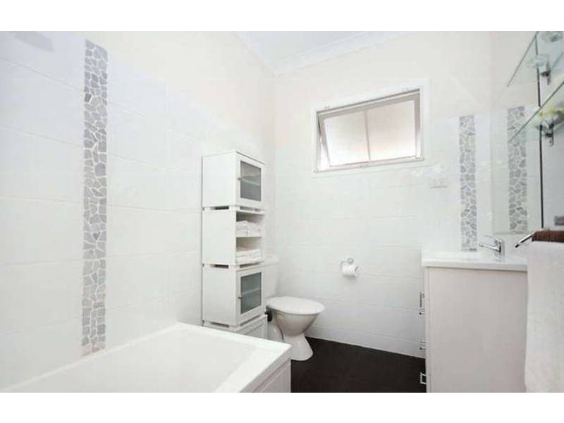 3 Ascot Street, Newtown QLD 4350