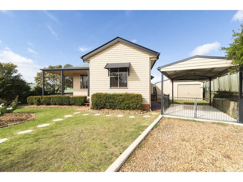 12 O’Beirne Street, Kearneys Spring QLD 4350