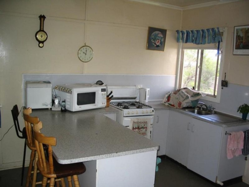 26 Walsh Street, Harlaxton QLD 4350