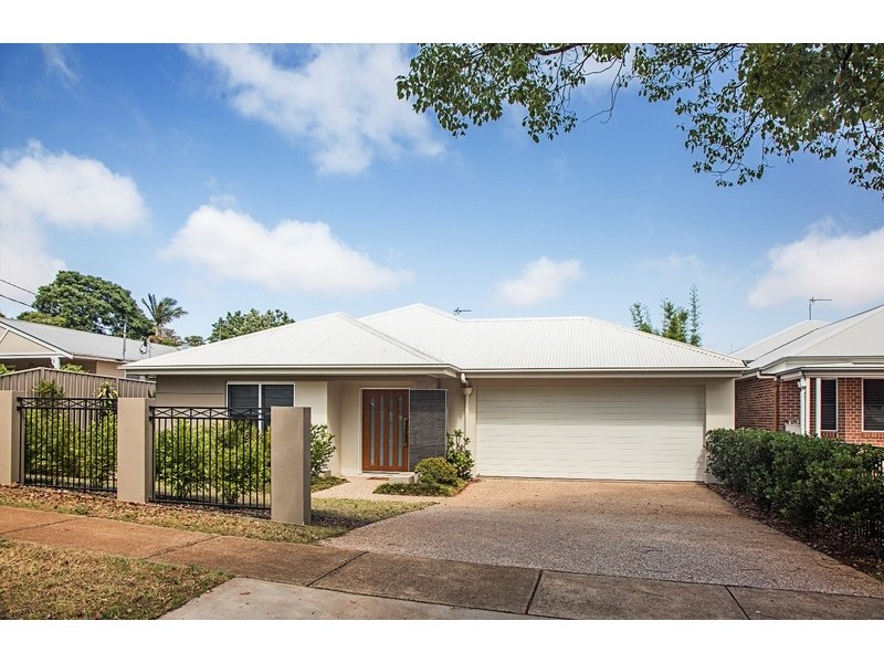 261a Geddes Street, Centenary Heights QLD 4350