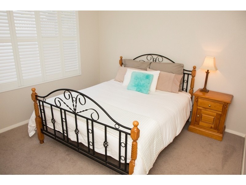 261a Geddes Street, Centenary Heights QLD 4350