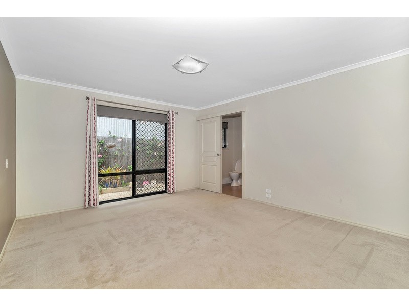 23 Ashford Drive, Wyreema QLD 4352