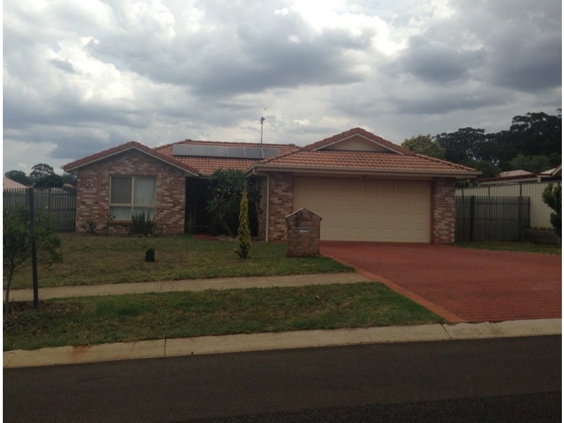10 Gerrard Street, Middle Ridge QLD 4350