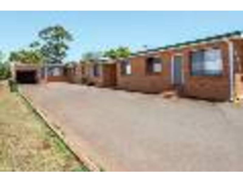 1/128 Long Street, Centenary Heights QLD 4350