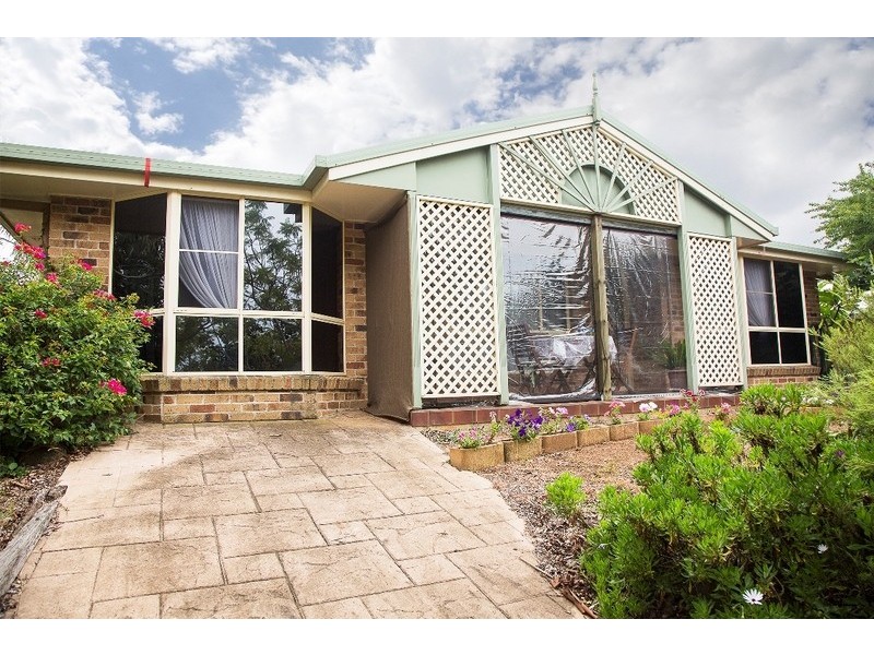 15 Armstrong Street, Wilsonton QLD 4350