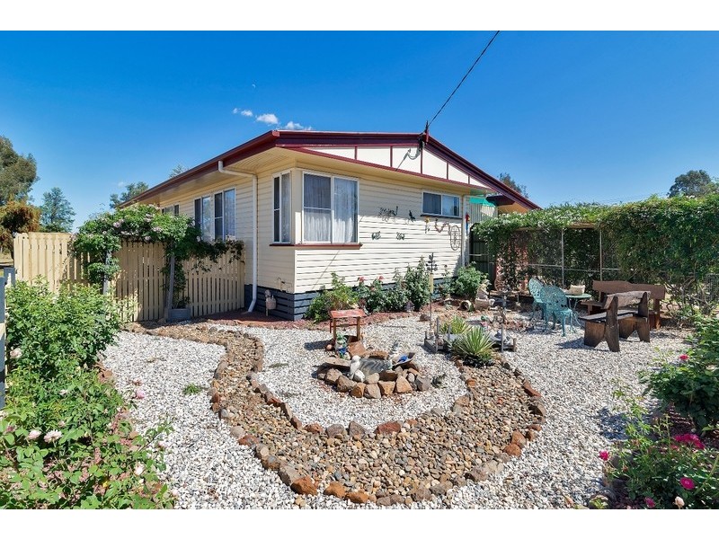 16 Delray Street, Oakey QLD 4401