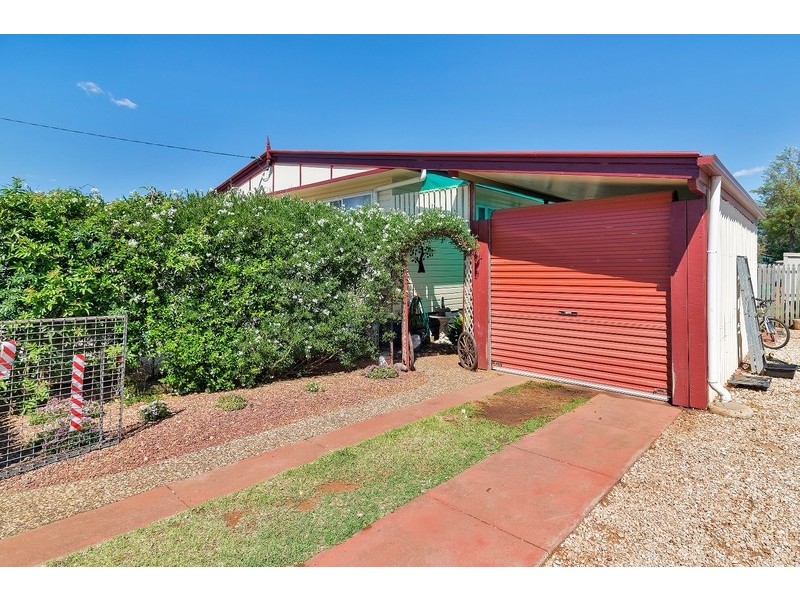 16 Delray Street, Oakey QLD 4401