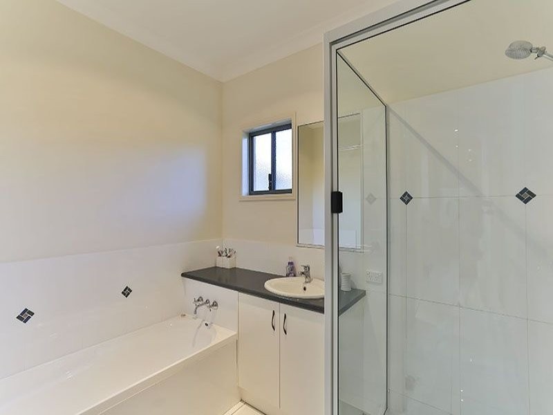 32 Panoramic Drive, Preston QLD 4352