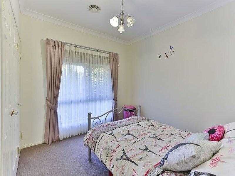 32 Panoramic Drive, Preston QLD 4352