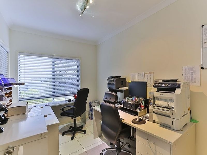 32 Panoramic Drive, Preston QLD 4352