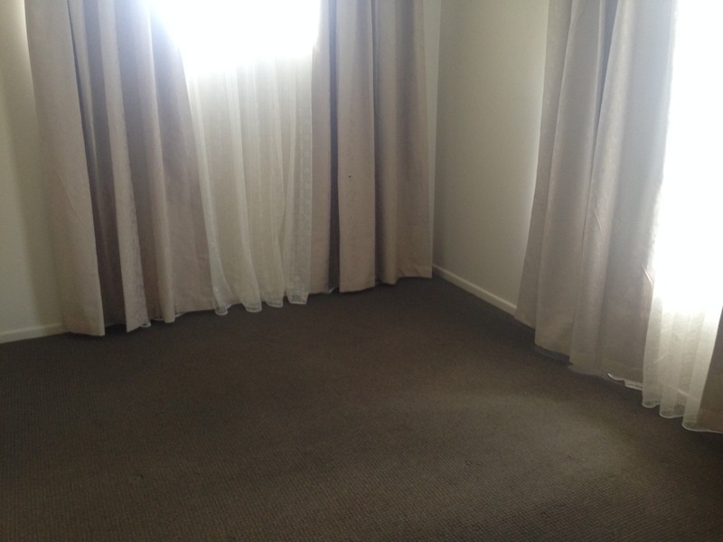 2/2a Burton Street, Harristown QLD 4350