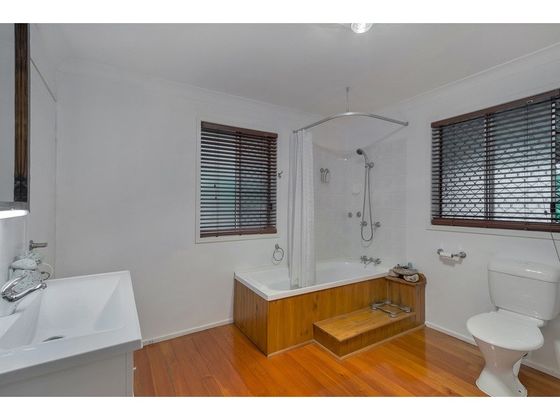 33 Dunmore Street, East Toowoomba QLD 4350