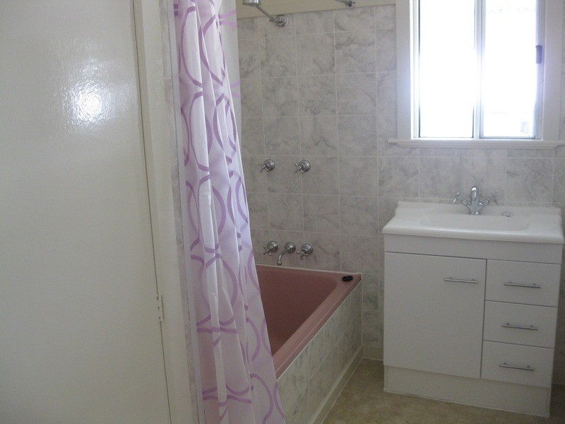 32 Messines Street, Harlaxton QLD 4350