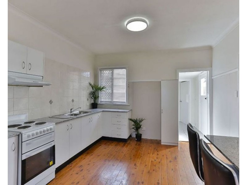 441 Tor Street, Newtown QLD 4350