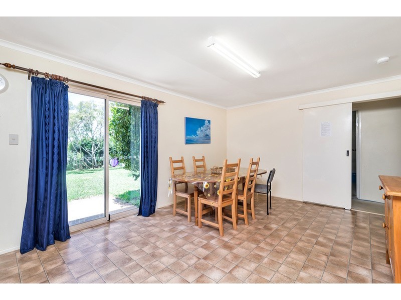 352 West Street, Kearneys Spring QLD 4350