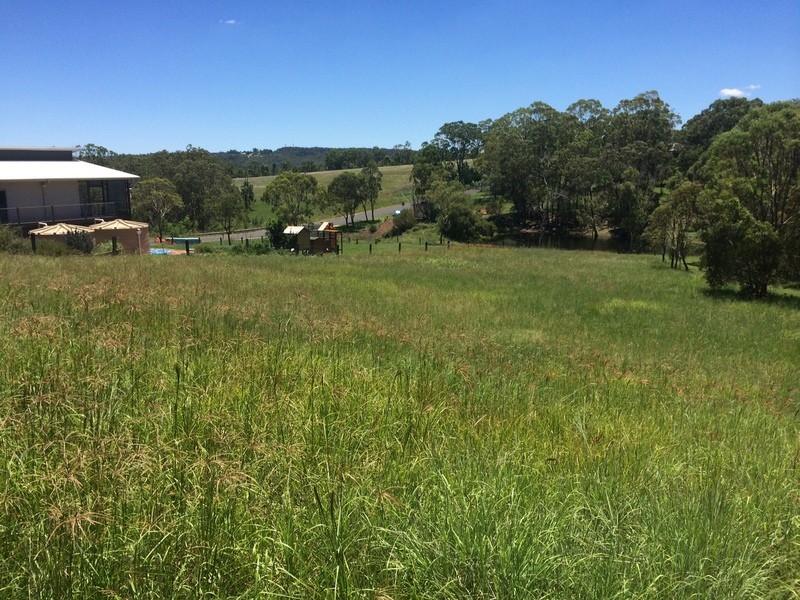 3 Rangeview Drive, Top Camp QLD 4350
