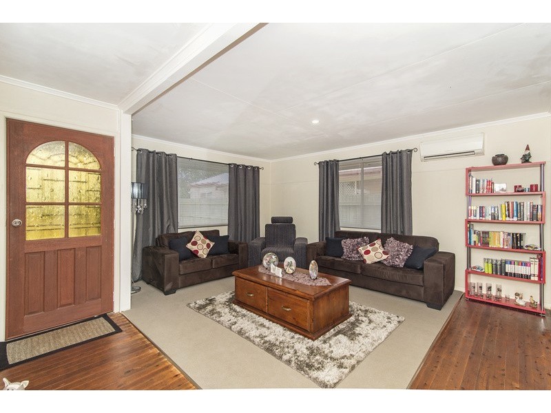330a Hume Street, Centenary Heights QLD 4350