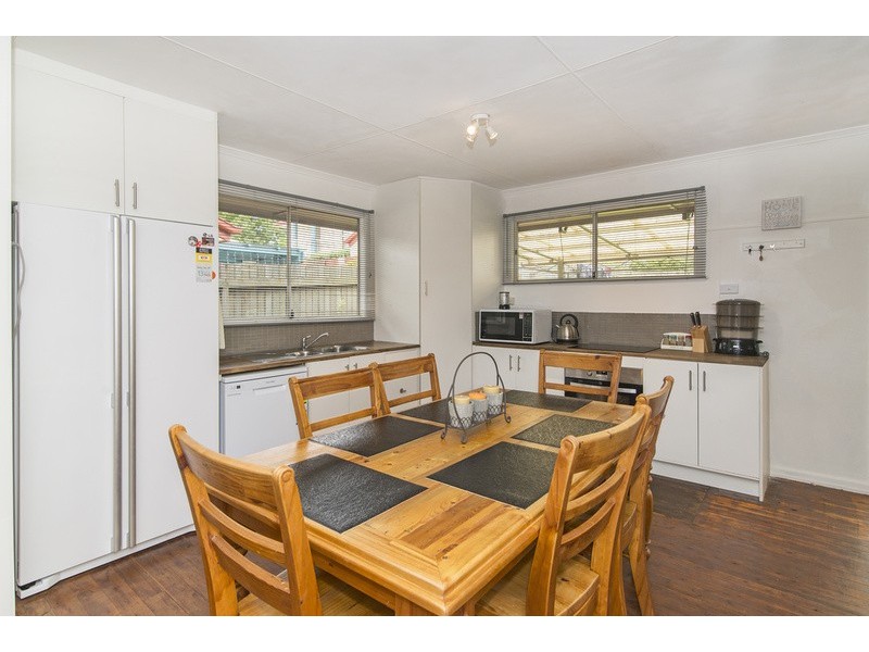 330a Hume Street, Centenary Heights QLD 4350