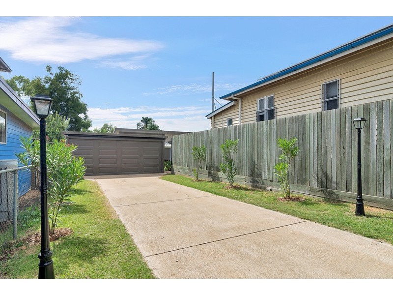 8b Dodd Street, Newtown QLD 4350
