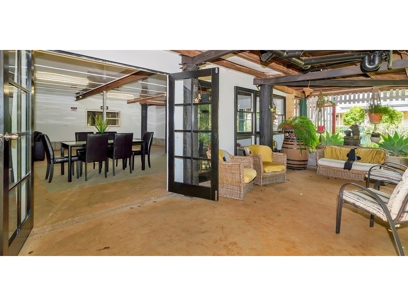 10 Gladstone Street, Newtown QLD 4350