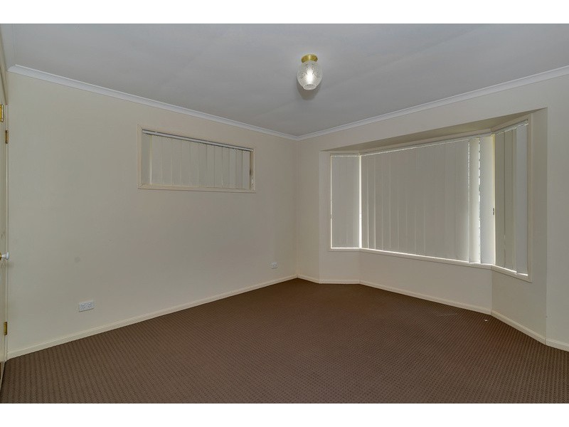 7 Lysanda Close, Wilsonton QLD 4350