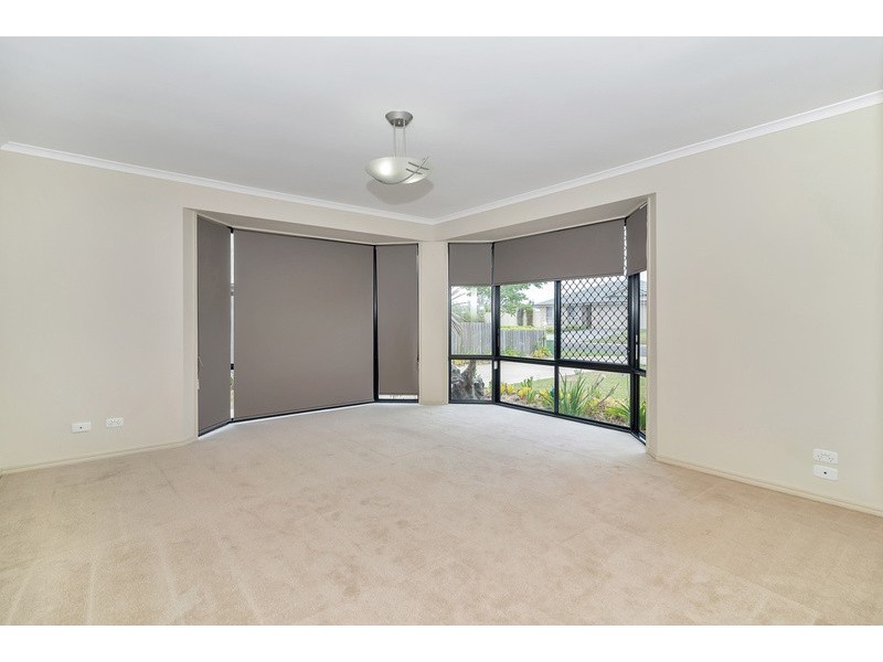 23 Ashford Drive, Wyreema QLD 4352