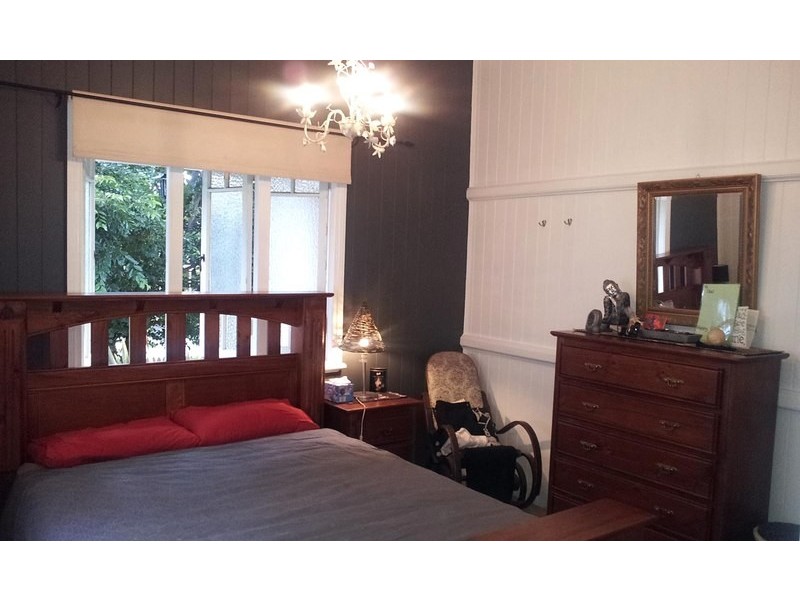 155 Bridge Street, North Toowoomba QLD 4350