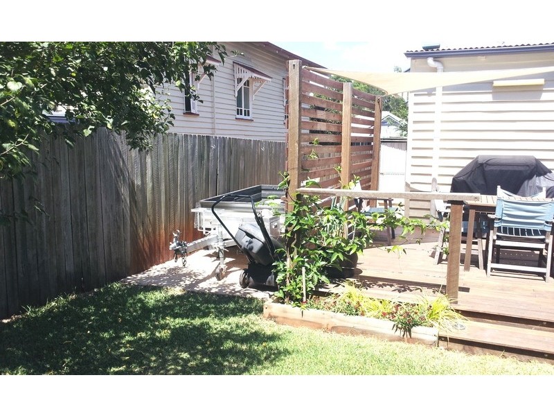 155 Bridge Street, North Toowoomba QLD 4350