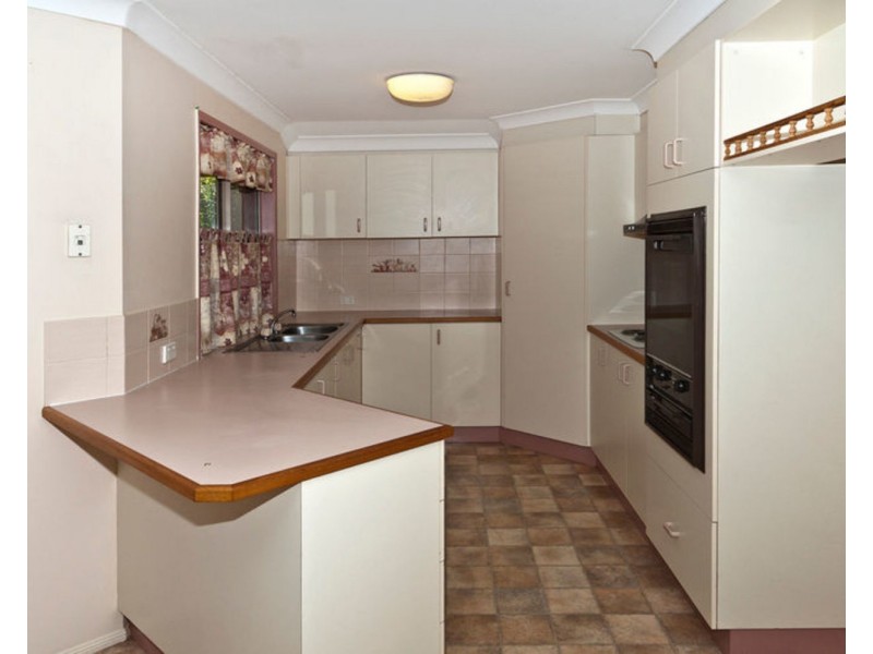 287 Greenwattle Street, Cranley QLD 4350
