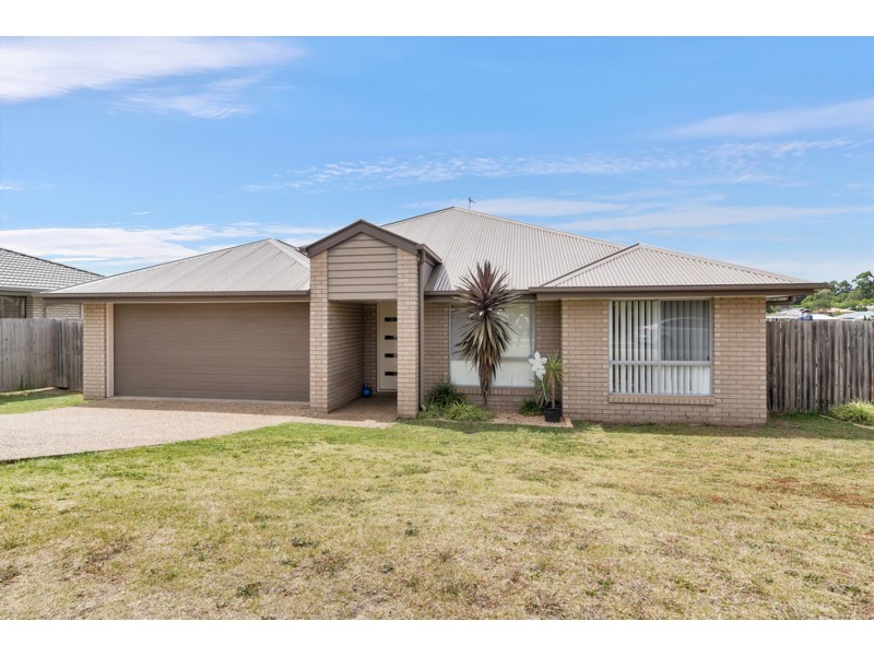 4 High Court Drive, Wilsonton Heights QLD 4350