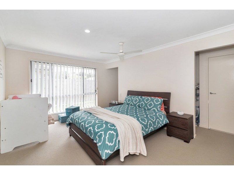 4 High Court Drive, Wilsonton Heights QLD 4350
