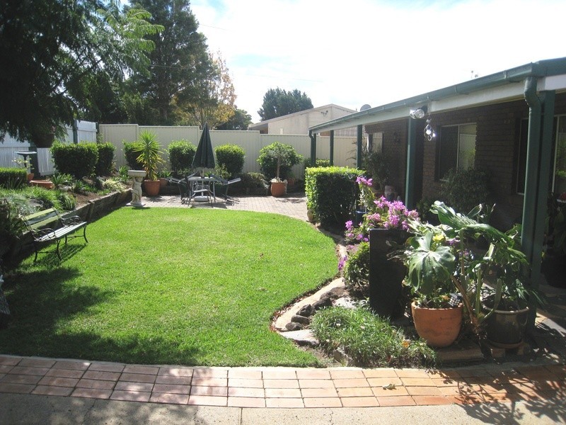 6 Yalumba Crescent, Wilsonton Heights QLD 4350