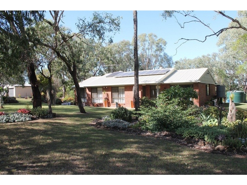 12 Wilga Avenue, Oakey QLD 4401