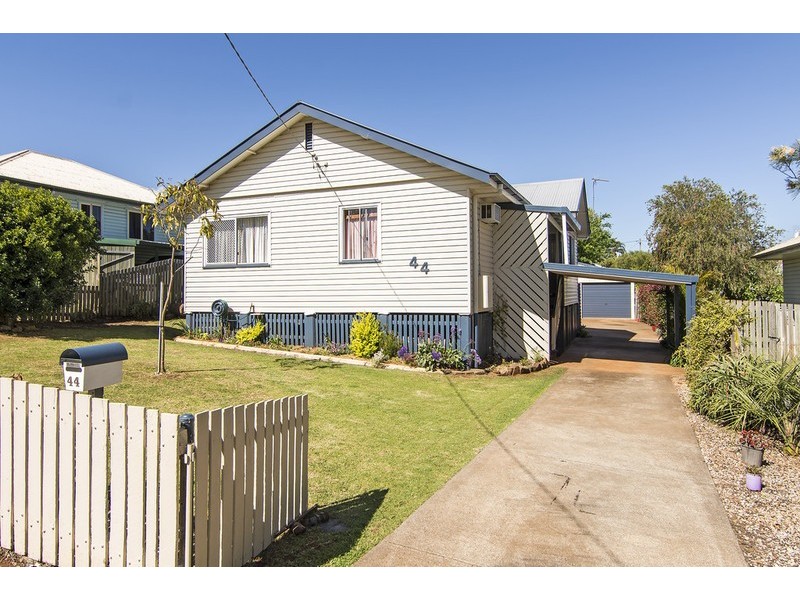 44 Dwyer Street, Harlaxton QLD 4350