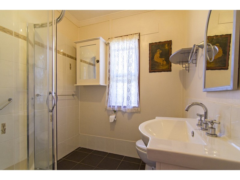 44 Dwyer Street, Harlaxton QLD 4350