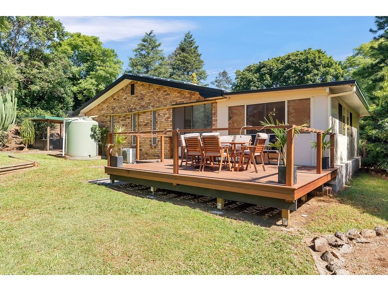 3  Outlook Crescent, Blue Mountain Heights QLD 4350