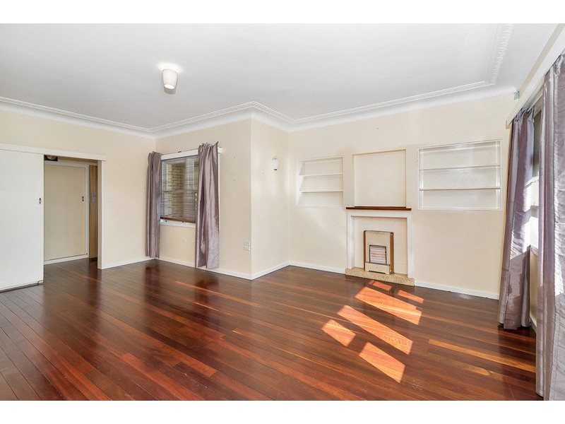 96 Stephen Street, Harristown QLD 4350