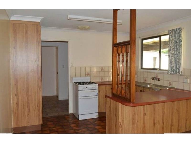 18 Banksia Street, Newtown QLD 4350