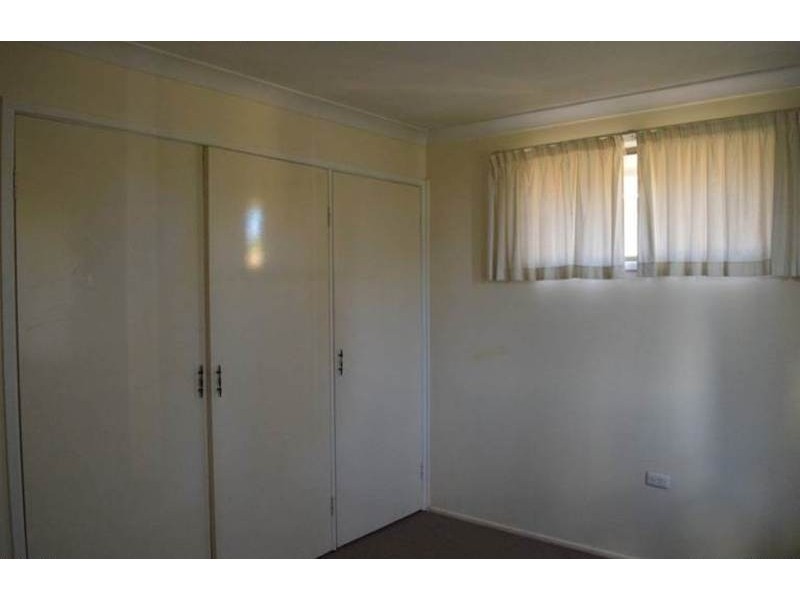 18 Banksia Street, Newtown QLD 4350