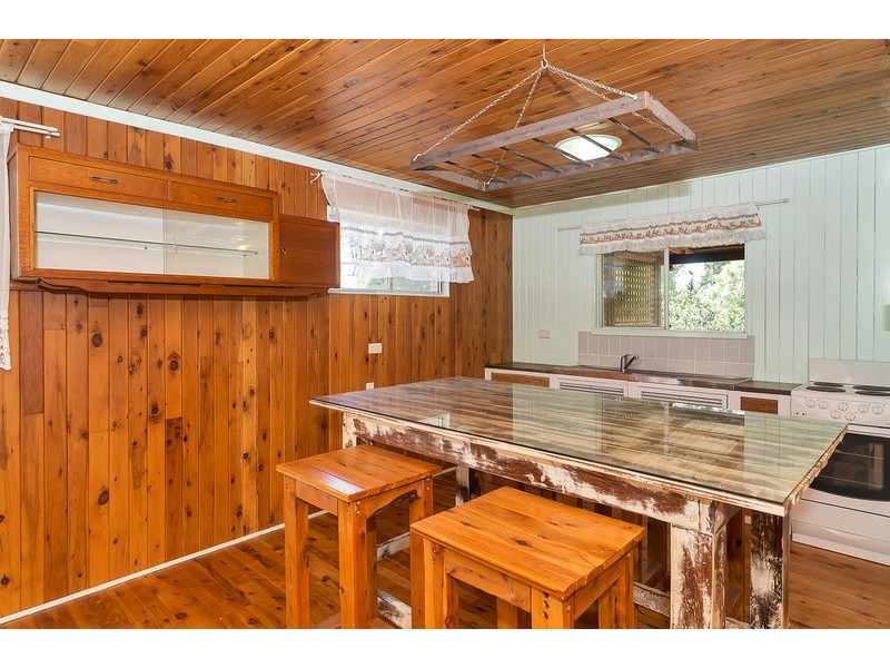 5 Spies Court, Mount Lofty QLD 4350