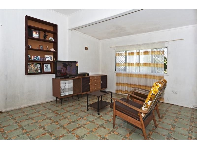 489 Tor Street, Newtown QLD 4350