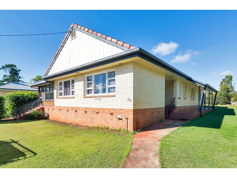 96 Stephen Street, Harristown QLD 4350