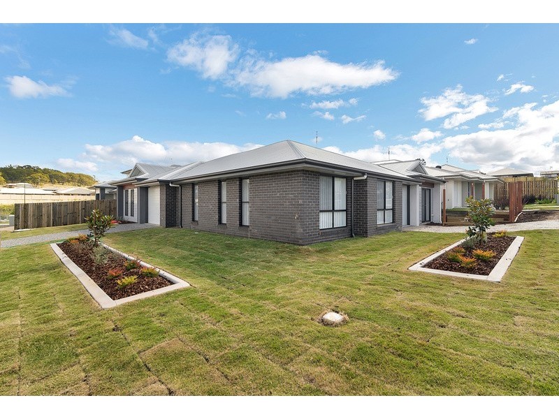 2/1 Carlin Street, Glenvale QLD 4350