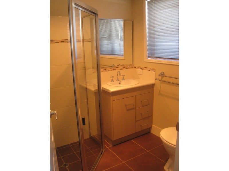 1/249 New England Highway, Harlaxton QLD 4350